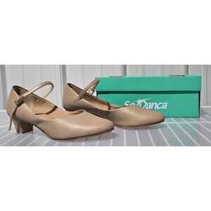 So Danca Celine 1.5" Heel Character Dance Shoes w Leather Sole - Size 8 1/2 8.5L